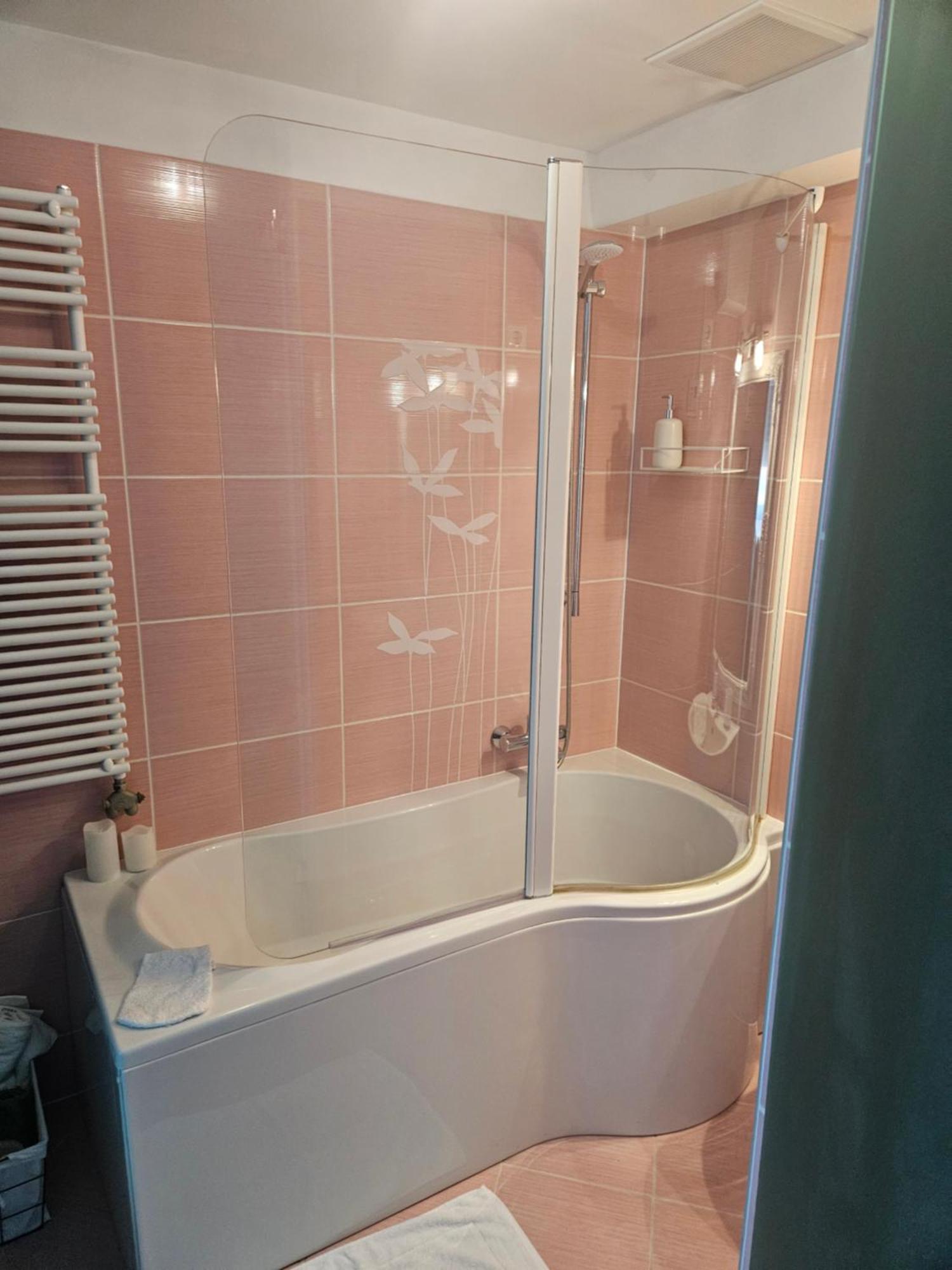 אגר Hellowine Apartman מראה חיצוני תמונה